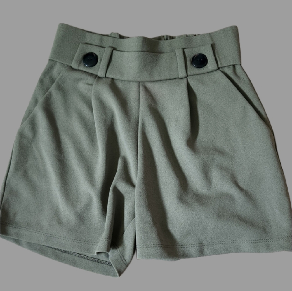 High Waisted Small Olive Dressy Button Shorts